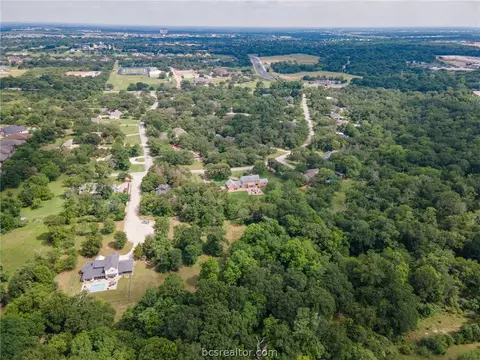 7012 Rose Point Ct, Bryan, TX 77808 photo 6