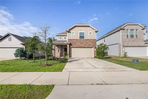 Exterior - 4702 Nopalitos Way, Bryan, TX 77807 photo 4 of 7
