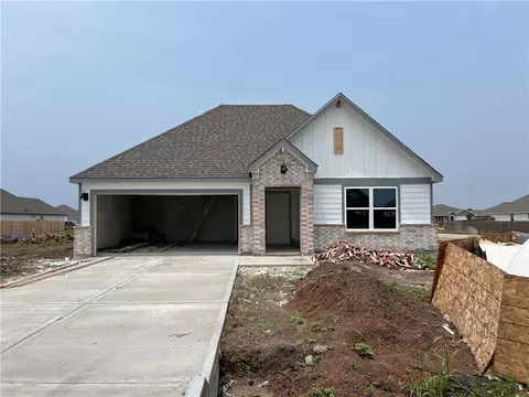425 Combine Rd, Snook, TX 77878