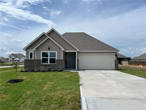 449 Combine Rd, Snook, TX 77878