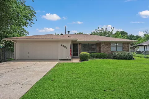2804 Barak Ln, Bryan, TX 77802