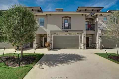 3521 Summerway, College Station, TX 77845