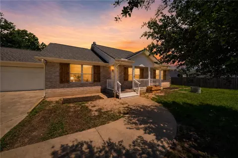 13097 Old Mumford Cir, Bryan, TX 77807
