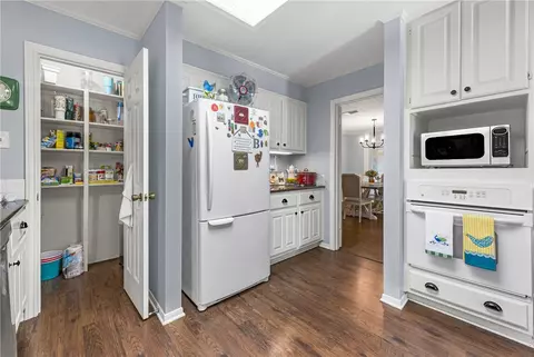 Kitchen - 2911 Braeburn, Bryan, TX 77802 photo 2 of 4