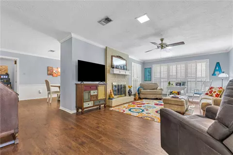 Living - 2911 Braeburn, Bryan, TX 77802 photo 1 of 3