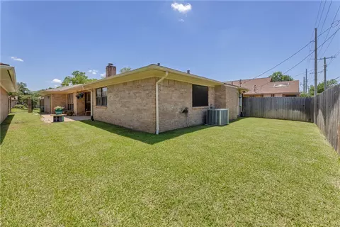 Exterior - 2911 Braeburn, Bryan, TX 77802 photo 6 of 6