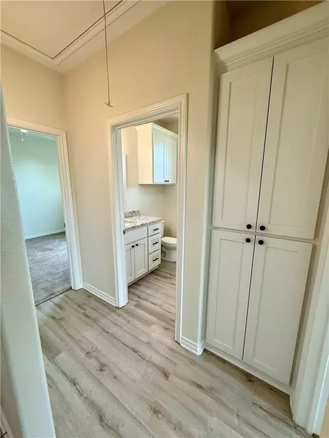 Entry Way - 3677 Rabbit Ln, Bryan, TX 77808 photo 2 of 2