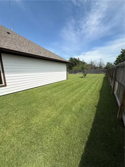 Exterior - 3677 Rabbit Ln, Bryan, TX 77808 photo 11 of 11