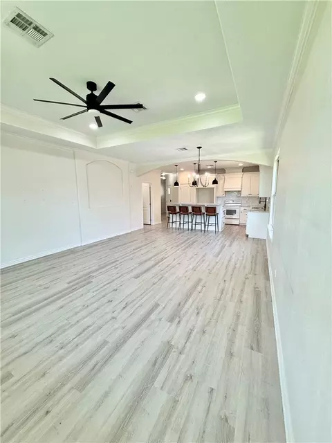 Living - 3677 Rabbit Ln, Bryan, TX 77808 photo 2 of 2