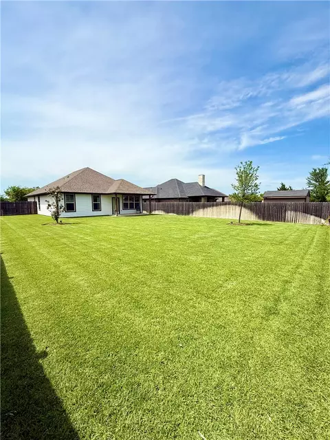 Exterior - 3677 Rabbit Ln, Bryan, TX 77808 photo 9 of 11