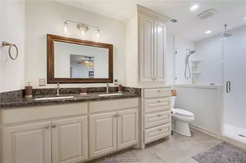 Bath - 2301 Barak Ln, Bryan, TX 77802 photo 1 of 3