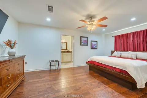 Bedroom - 2301 Barak Ln, Bryan, TX 77802 photo 1 of 6