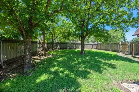 Exterior - 2301 Barak Ln, Bryan, TX 77802 photo 3 of 4
