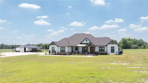 9163 N Fm 46, Franklin, TX 77856