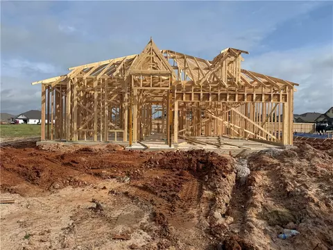 1233 Patriot Dr, College Station, TX 77845
