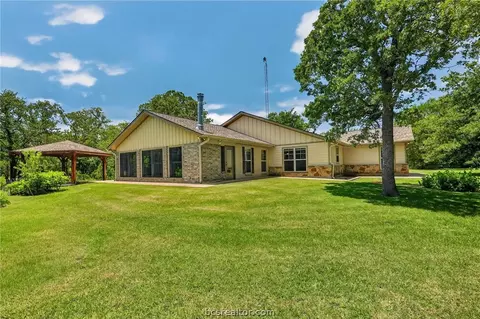 5680 Pratt Rd, College Station, TX 77845