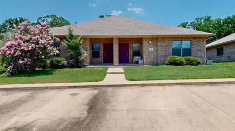 44534455 Reveille Rd, College Station, TX 77845