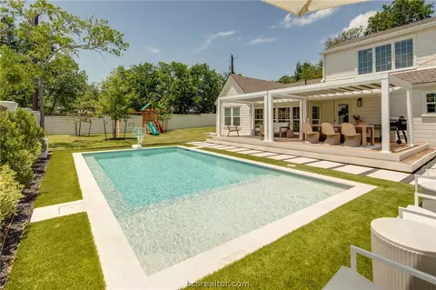 Exterior - 502 Brookside Dr E, Bryan, TX 77801 photo 8 of 16
