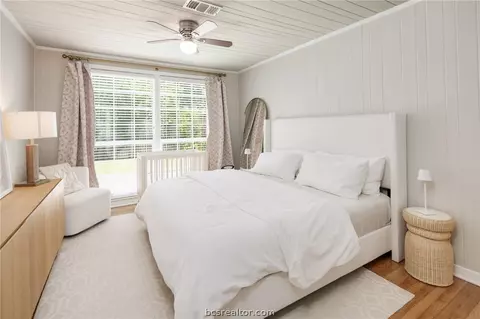 Bedroom - 502 Brookside Dr E, Bryan, TX 77801 photo 2 of 4