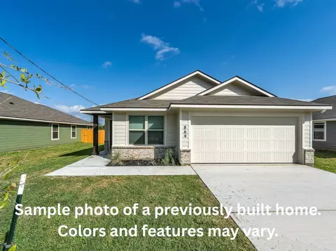 1640 Lucky St, Bryan, TX 77803