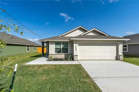 1640 Lucky St, Bryan, TX 77803