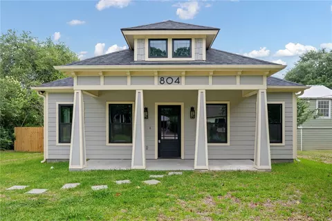 804 E 27th St, Bryan, TX 77803
