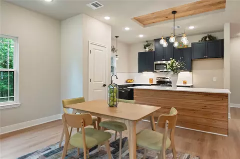 Dining - 804 E 27th St, Bryan, TX 77803 photo 1 of 1