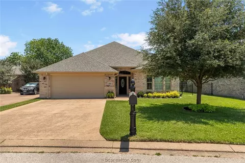 318 Cecilia Loop, College Station, TX 77845