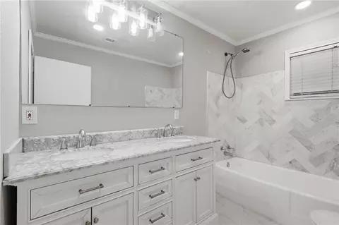 Bath - 1504 Burt St, Bryan, TX 77802 photo 1 of 1