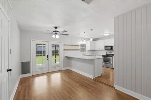 Living - 1504 Burt St, Bryan, TX 77802 photo 8 of 10