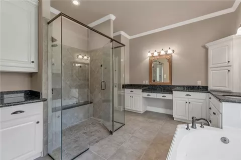 Bath - 4301 Willowick Dr, Bryan, TX 77802 photo 2 of 5
