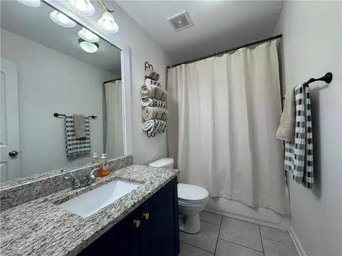 Bath - 2022 Stubbs Dr, Bryan, TX 77807 photo 2 of 2