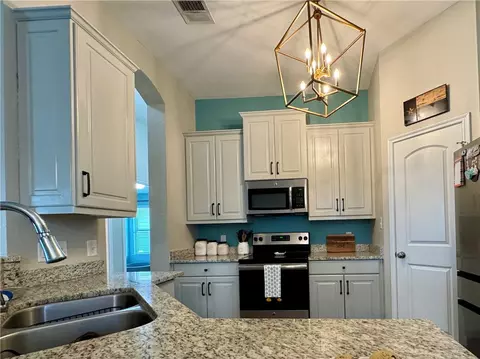 Kitchen - 2022 Stubbs Dr, Bryan, TX 77807 photo 1 of 4
