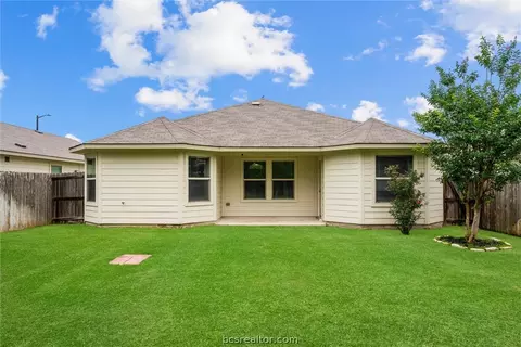 Other - 1939 Thorndyke Ln, Bryan, TX 77807 photo 7 of 10