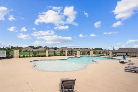 Exterior - 1939 Thorndyke Ln, Bryan, TX 77807 photo 9 of 10