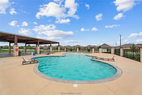 Exterior - 1939 Thorndyke Ln, Bryan, TX 77807 photo 7 of 10