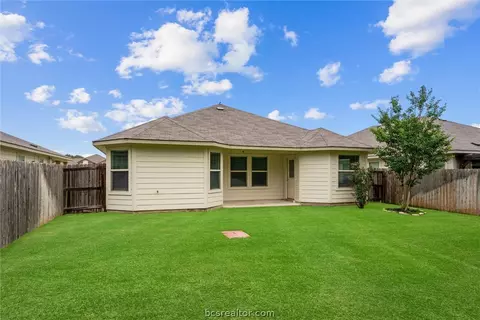 Other - 1939 Thorndyke Ln, Bryan, TX 77807 photo 11 of 12