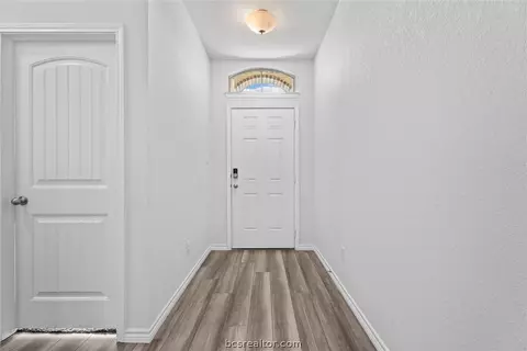 Entry Way - 1939 Thorndyke Ln, Bryan, TX 77807 photo 2 of 3