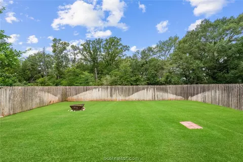 Other - 1939 Thorndyke Ln, Bryan, TX 77807 photo 7 of 12
