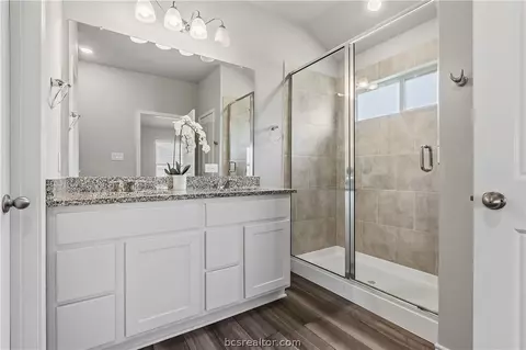 Bath - 2024 Chief St, Bryan, TX 77807 photo 1 of 2