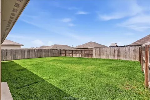 Exterior - 2024 Chief St, Bryan, TX 77807 photo 5 of 5
