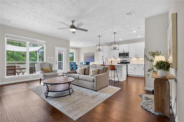 4105 Gregg Ct, College Station, TX 77845