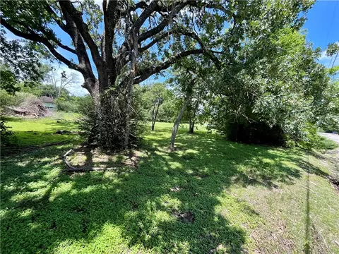 1412 Rollins Ave, Bryan, TX 77803 photo 7