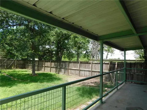 402 Higgs Dr, Bryan, TX 77807 photo 36
