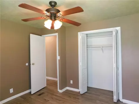 402 Higgs Dr, Bryan, TX 77807 photo 29