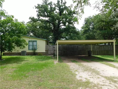 402 Higgs Dr, Bryan, TX 77807 photo 13