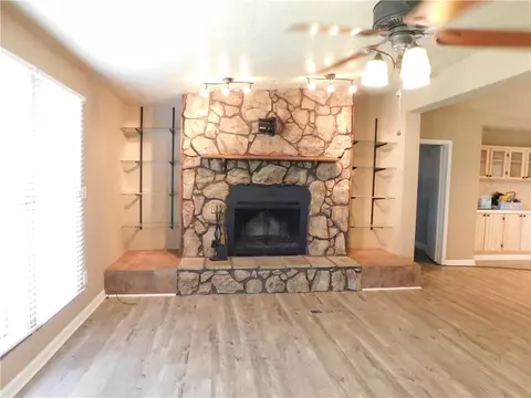 402 Higgs Dr, Bryan, TX 77807 photo 18