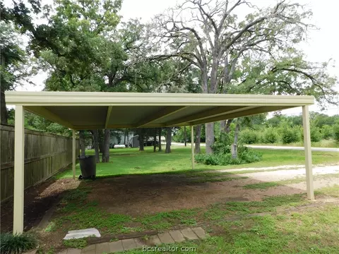 402 Higgs Dr, Bryan, TX 77807 photo 12