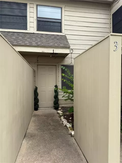 4405 Carter Creek Parkway 3, Bryan, TX 77802