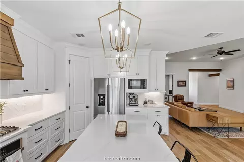 Kitchen - 4330 Fox River Ln, Bryan, TX 77802 photo 3 of 9